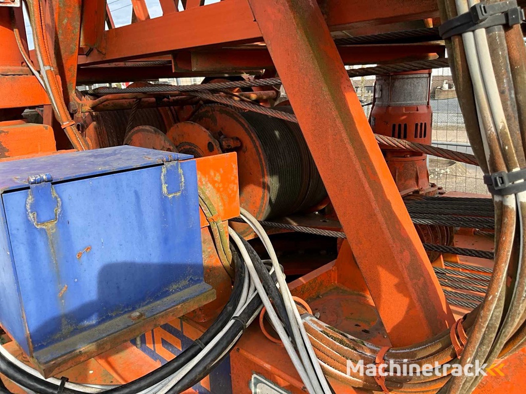 2000 Arcomet CT25A Torenkraan