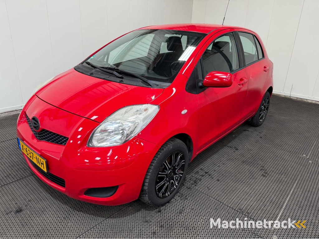 Toyota - Daihatsu - Charade - Personenauto - 2011