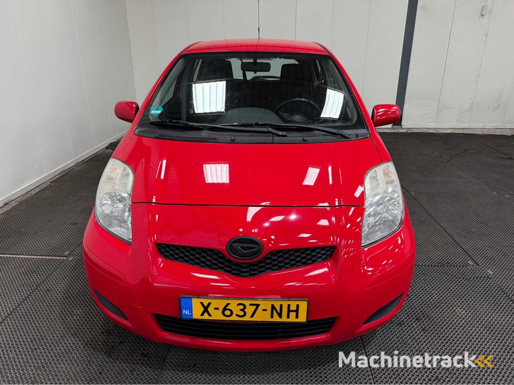 Toyota - Daihatsu - Charade - Personenauto - 2011