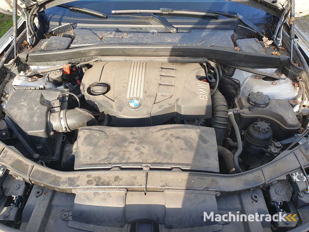 BMW - X1 - sDrive18d Executive - Car - 2011