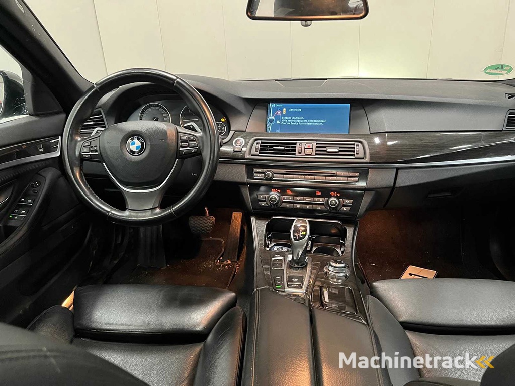 BMW - 530 XD - Touring High Executive - 2011