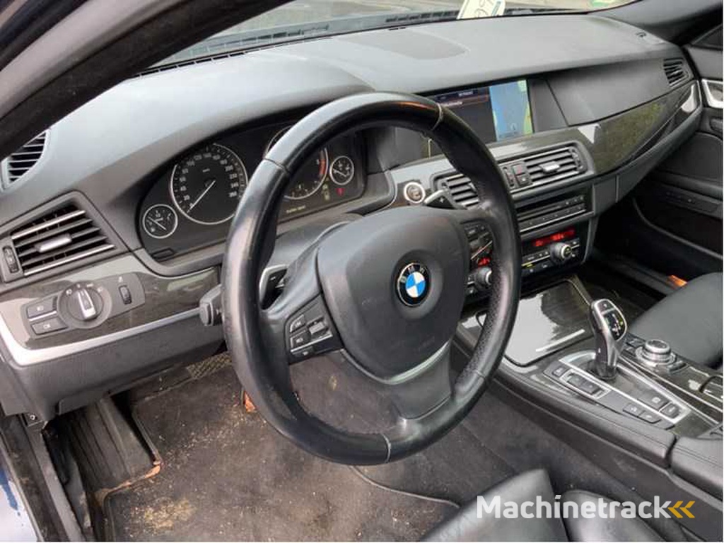 BMW - 530 XD - Touring High Executive - 2011