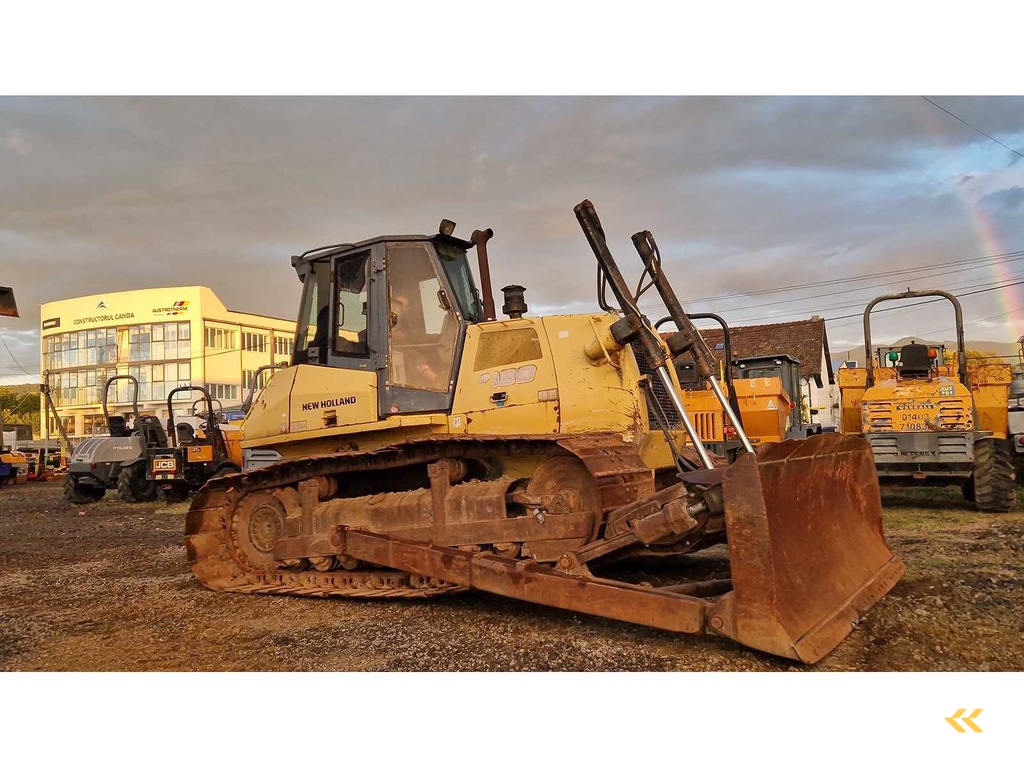 NEW HOLLAND Bulldozer