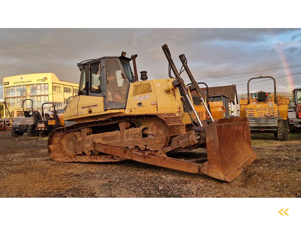 NEW HOLLAND Bulldozer