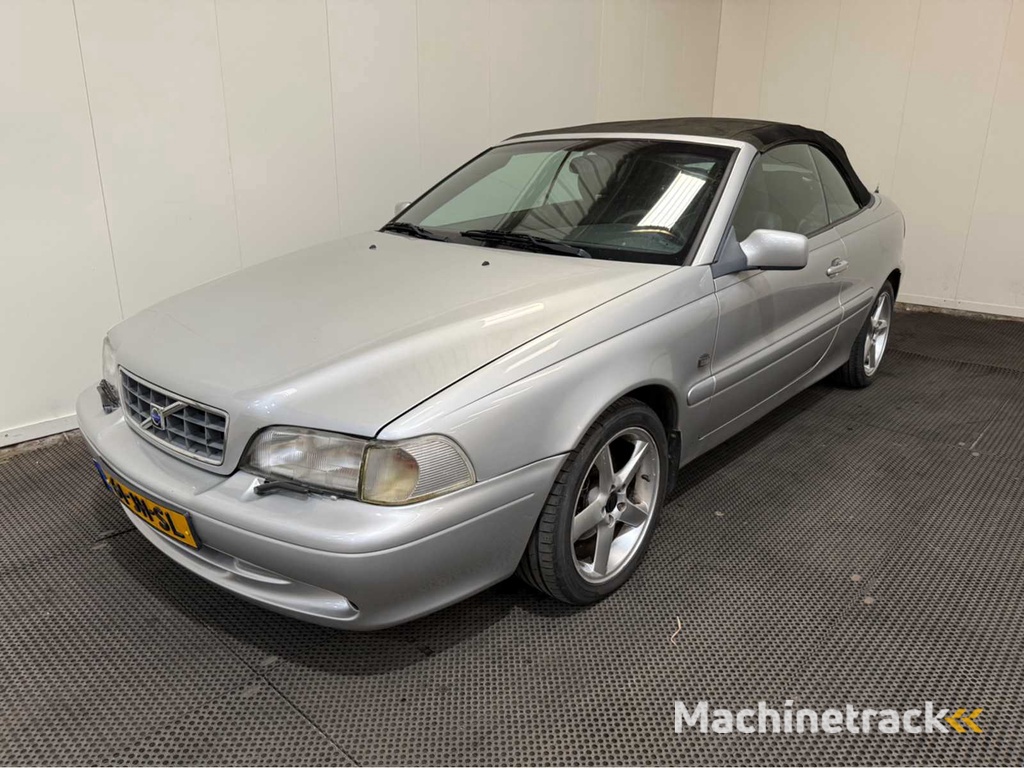 Volvo - C70 - Convertible - Personenauto - 2002