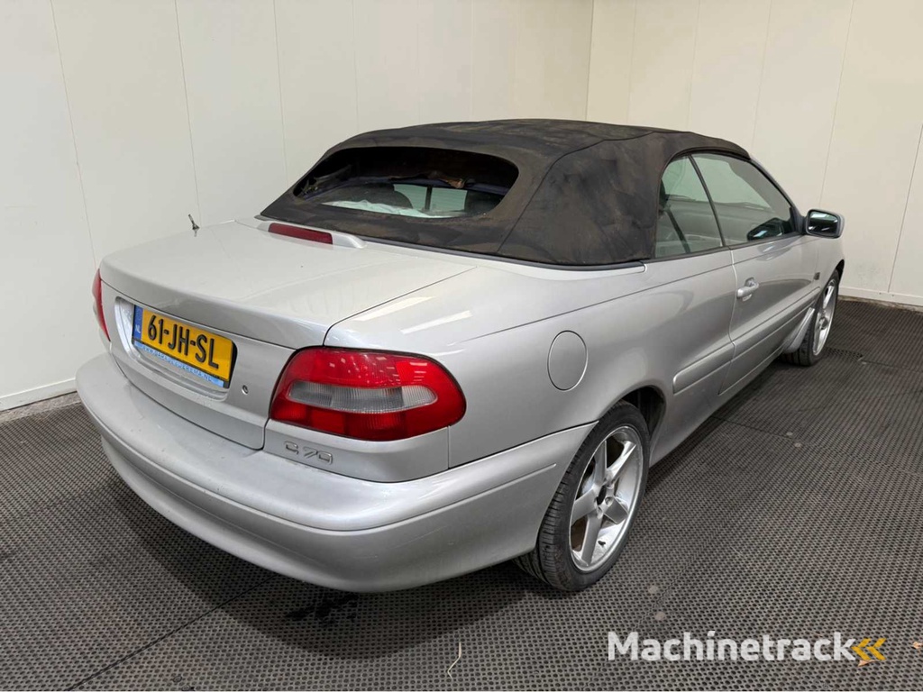 Volvo - C70 - Convertible - Personenauto - 2002