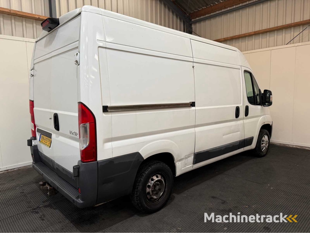 Peugeot - Boxer - 330 2.2 HDI L2H2 - Nutzfahrzeug - 2015