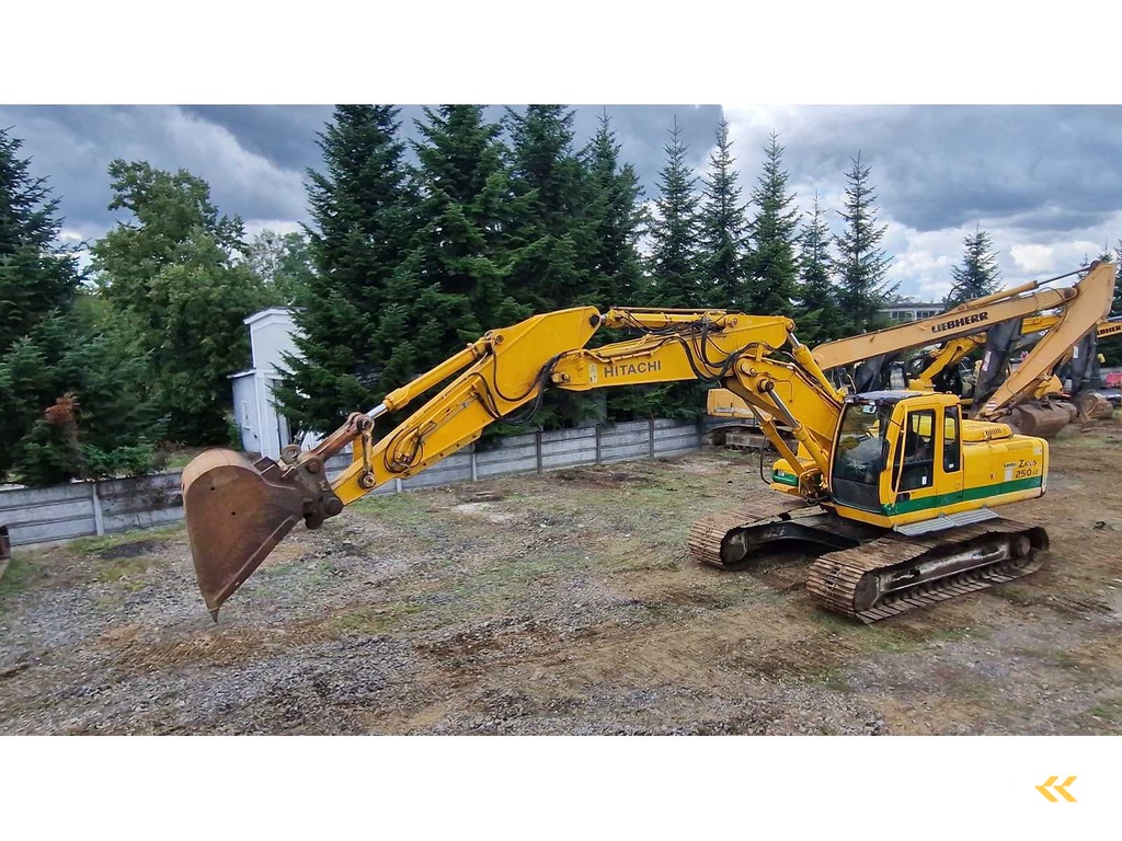 2004 Hitachi ZX250 rupsgraafmachine