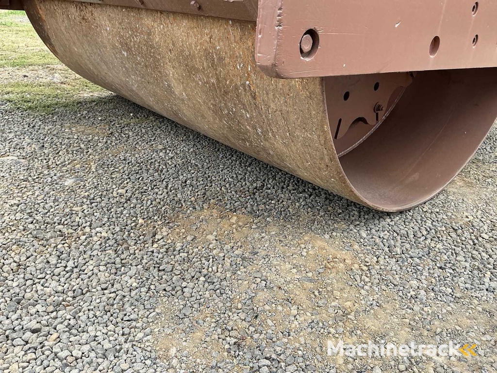 CASE - VIBROMAX 1102 - Bodemverdichter - 1995