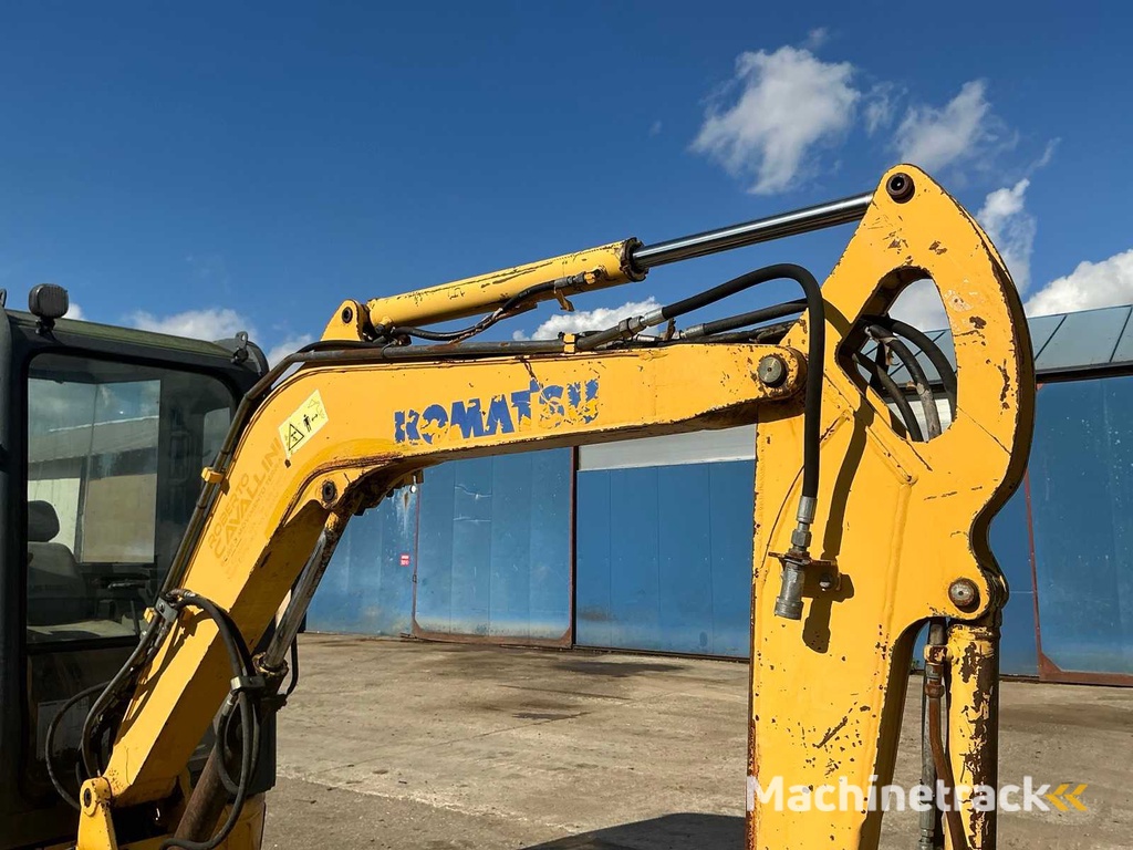 Komatsu - PC 27 MR-2 - Mini-graafmachine - 2006