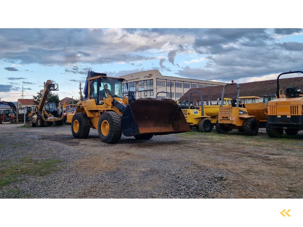 2008 VOLVO L90F Wheeled loader