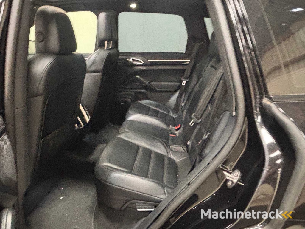 Porsche - Cayenne - 3.0 S E-Hybrid - Car - 2015