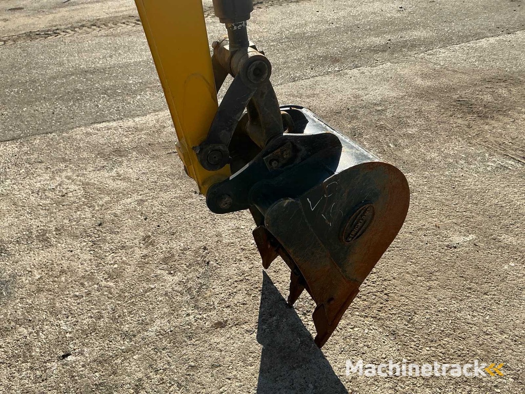 JCB - 8025 - Mini-graver - 2015