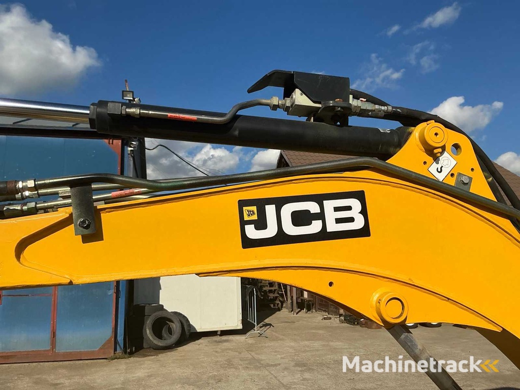 JCB - 8025 - Mini-graver - 2015
