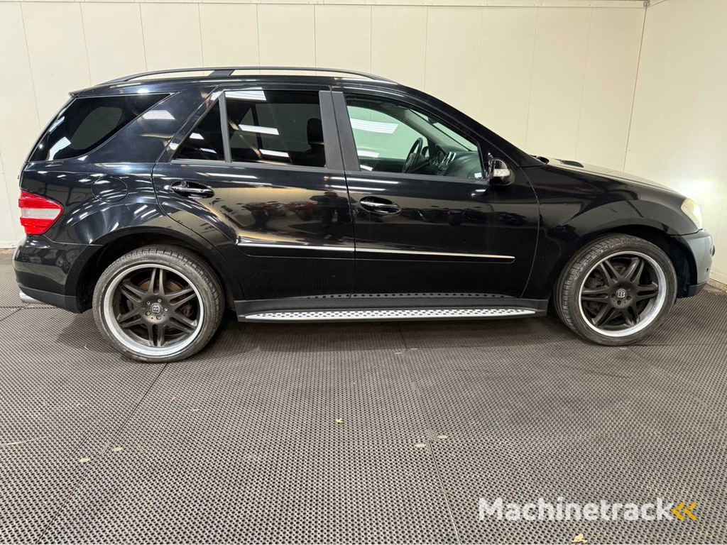 Mercedes-benz - M-klasse - ML 350 - Personenauto - 2005