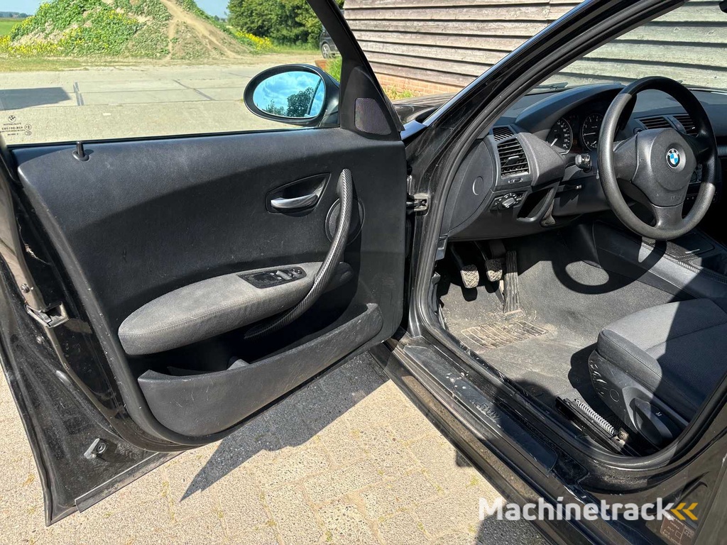 BMW - 1-serie - 116i High Executive - Car - 2005