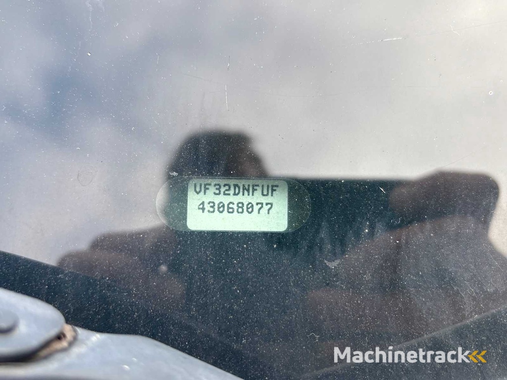 Peugeot - 206 CC - 1.6-16V Premium - Car - 2003