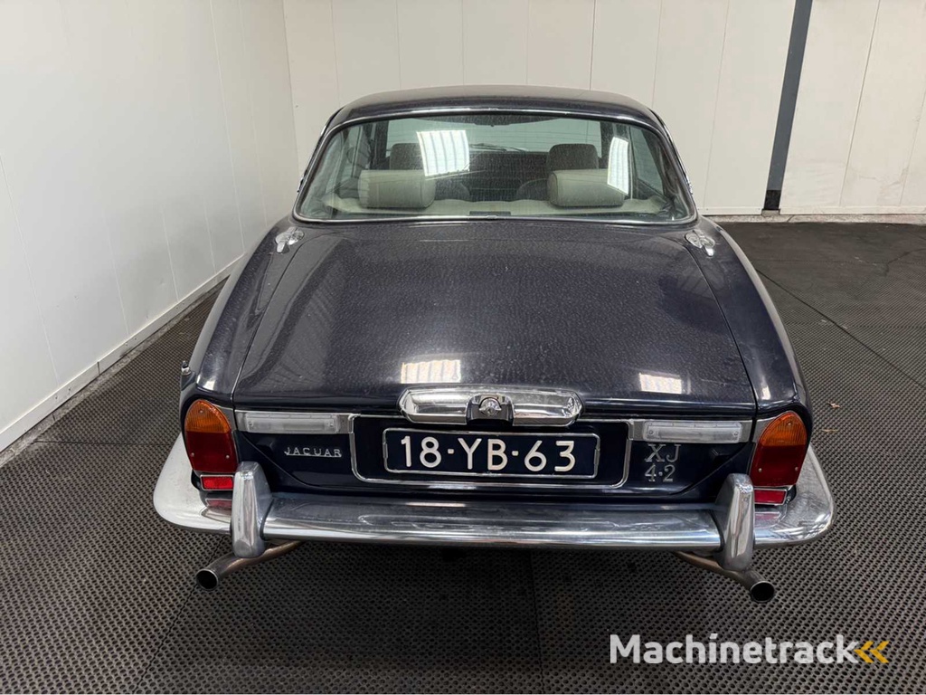 Jaguar - XJ 6 - 4.2 L series 2 automatic - longdoor - Oldtimer - 1977