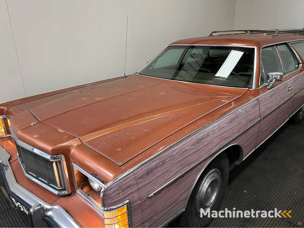 Mercury - Marquis colony park - Oldtimer - 1977