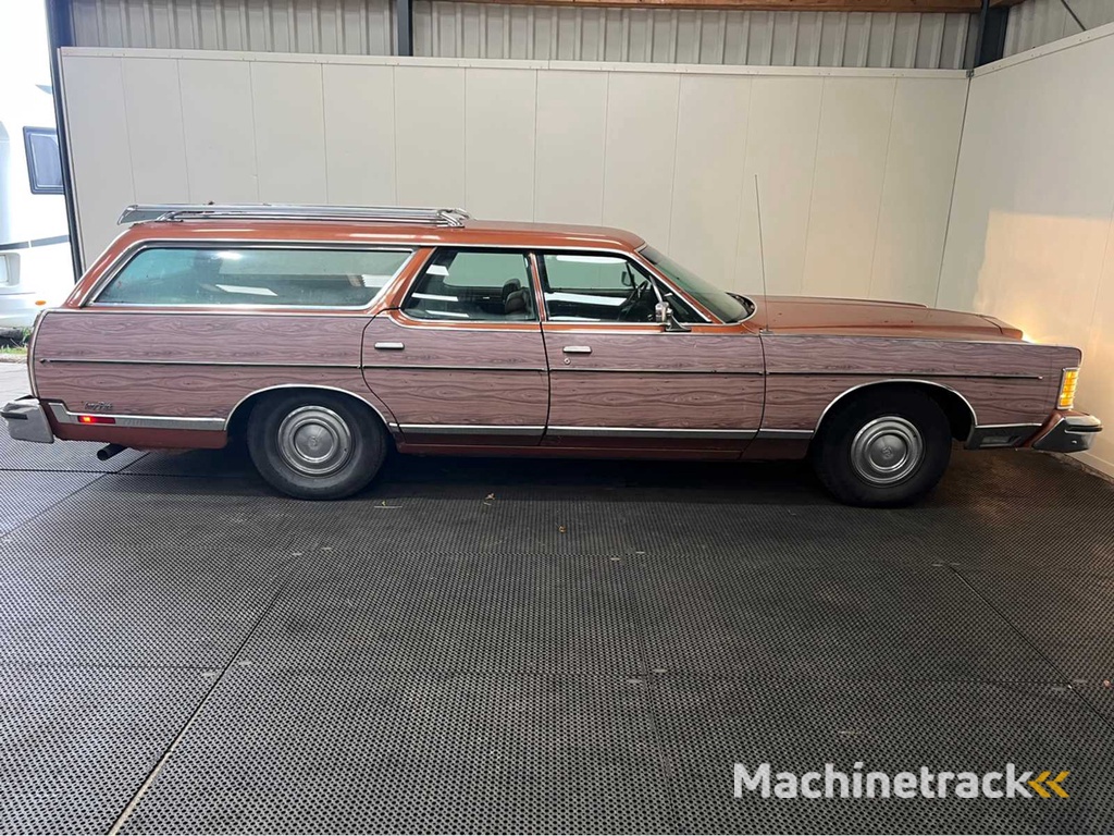 Mercury - Marquis colony park - Oldtimer - 1977