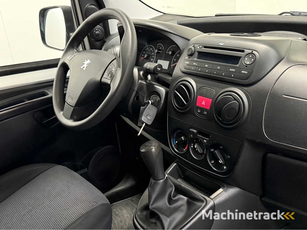 Peugeot - Bipper - Nutzfahrzeug - 2013