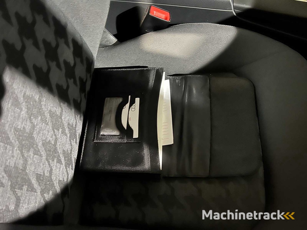 Audi A3 Sportback 1.2 TFSI Automaat Attr. PL+, GL-219-N