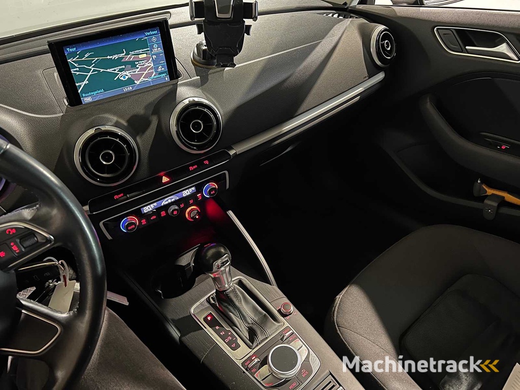 Audi A3 Sportback 1.2 TFSI Automaat Attr. PL+, GL-219-N