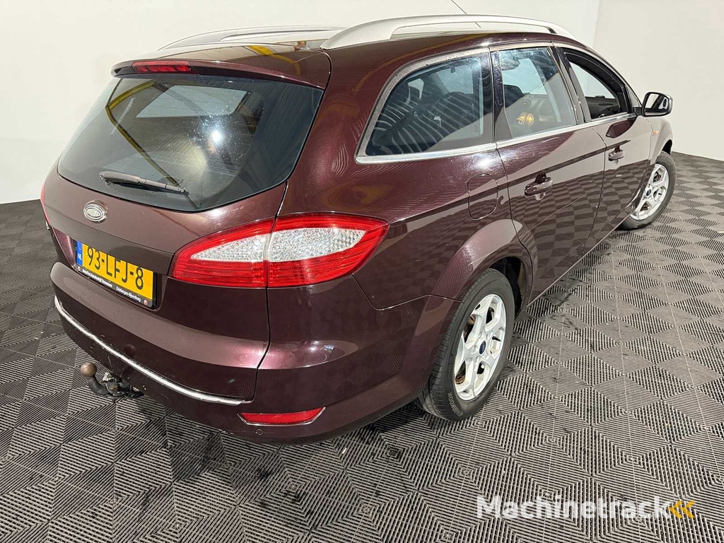 Ford Mondeo Wagon  2.0-16V Limited, 93-LFJ-8