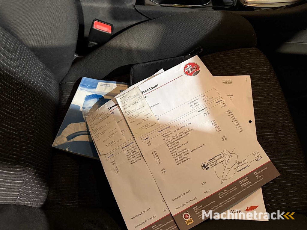 Ford Mondeo Wagon  2.0-16V Limited, 93-LFJ-8