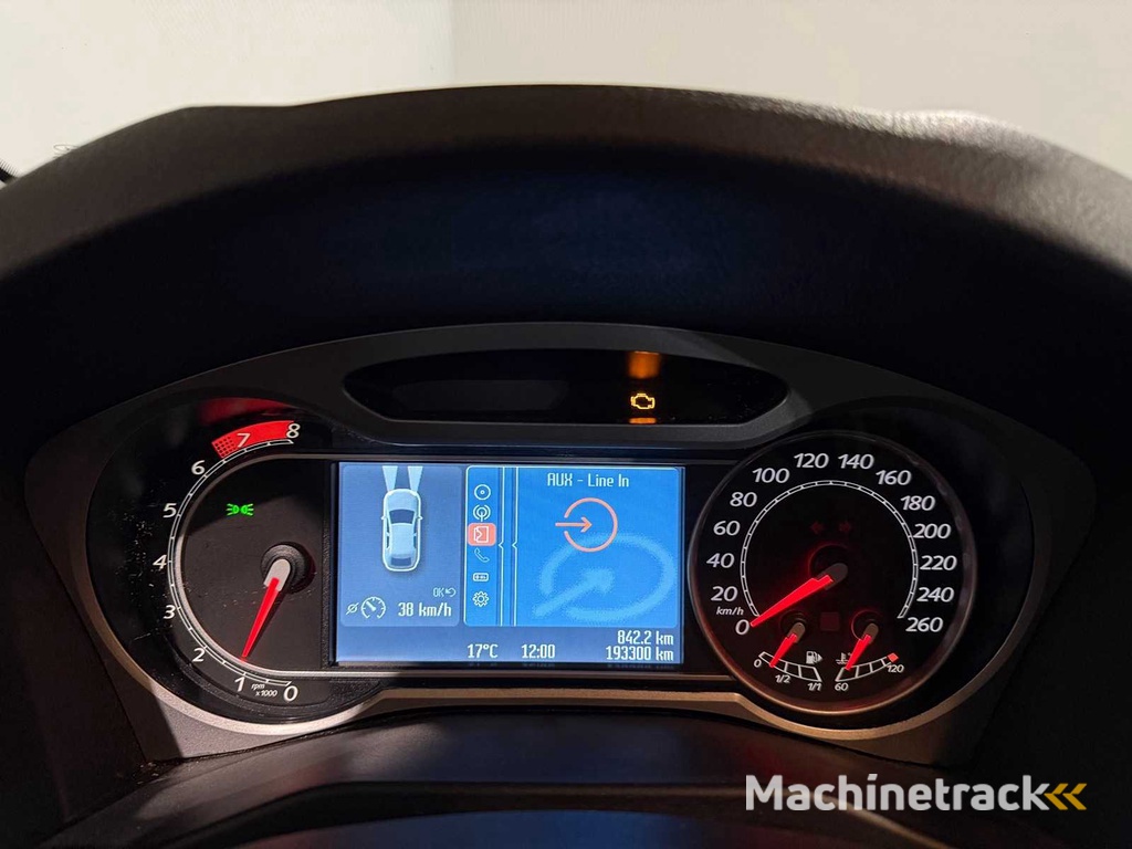 Ford Mondeo Wagon  2.0-16V Limited, 93-LFJ-8