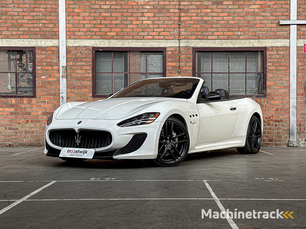 Maserati MC Stradale Gran Cabrio 4.7 V8 -MC Sportline- 460pk 2015 GranTurismo
