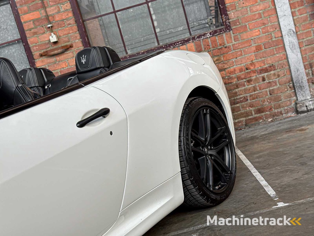 Maserati MC Stradale Gran Cabrio 4.7 V8 -MC Sportline- 460pk 2015 GranTurismo