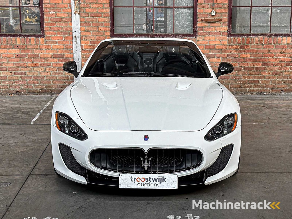 Maserati MC Stradale Gran Cabrio 4.7 V8 -MC Sportline- 460pk 2015 GranTurismo