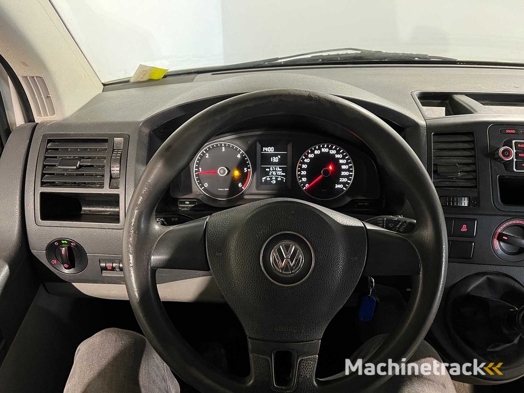 Volkswagen Transporter 2.0 TDI L1H2, 4-VRF-18