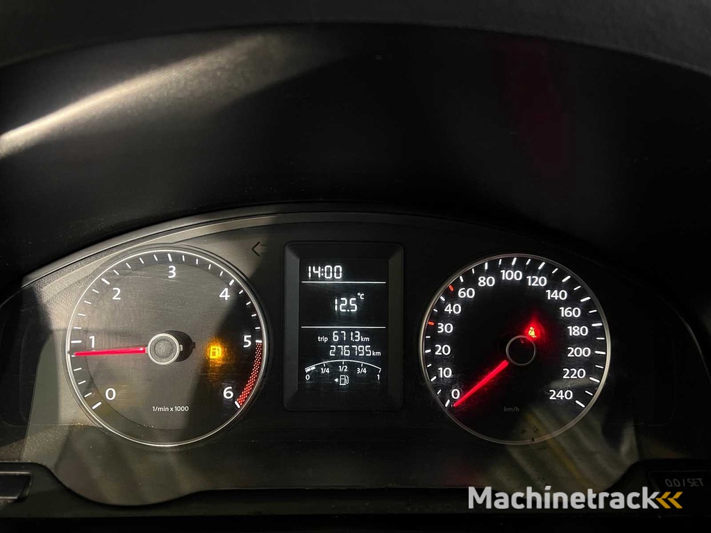 Volkswagen Transporter 2.0 TDI L1H2, 4-VRF-18