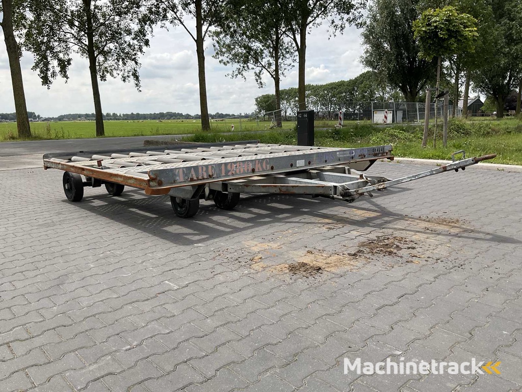 2004 TCG PD1 FR01 Roller conveyor platform trolley