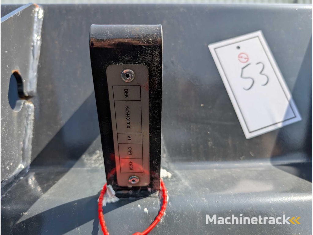 DEKPOL STEEL SP. Z.O.O.  LOADING BUCKET WITH TEETH - AS - 1850 MM - 0.80 CBM