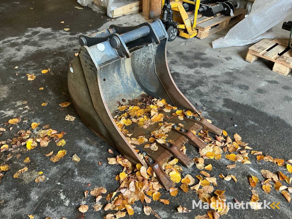 Cangini - 2021 - Lepels