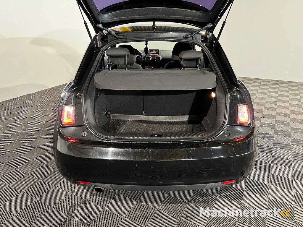 Audi A1 1.2 TFSI Ambition S-Line, KS-516-B