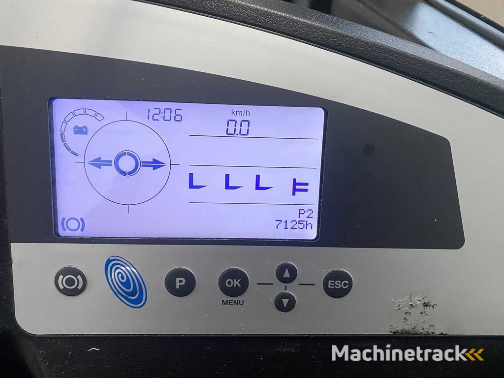 Still - 2016 - FM-X14 - Schubmaststapler