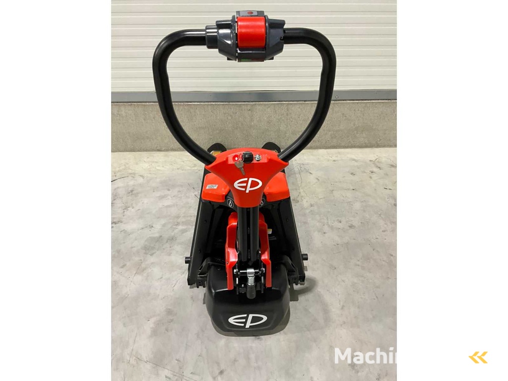 EP - 2025 - F3 in Kiste - Elektrohubwagen