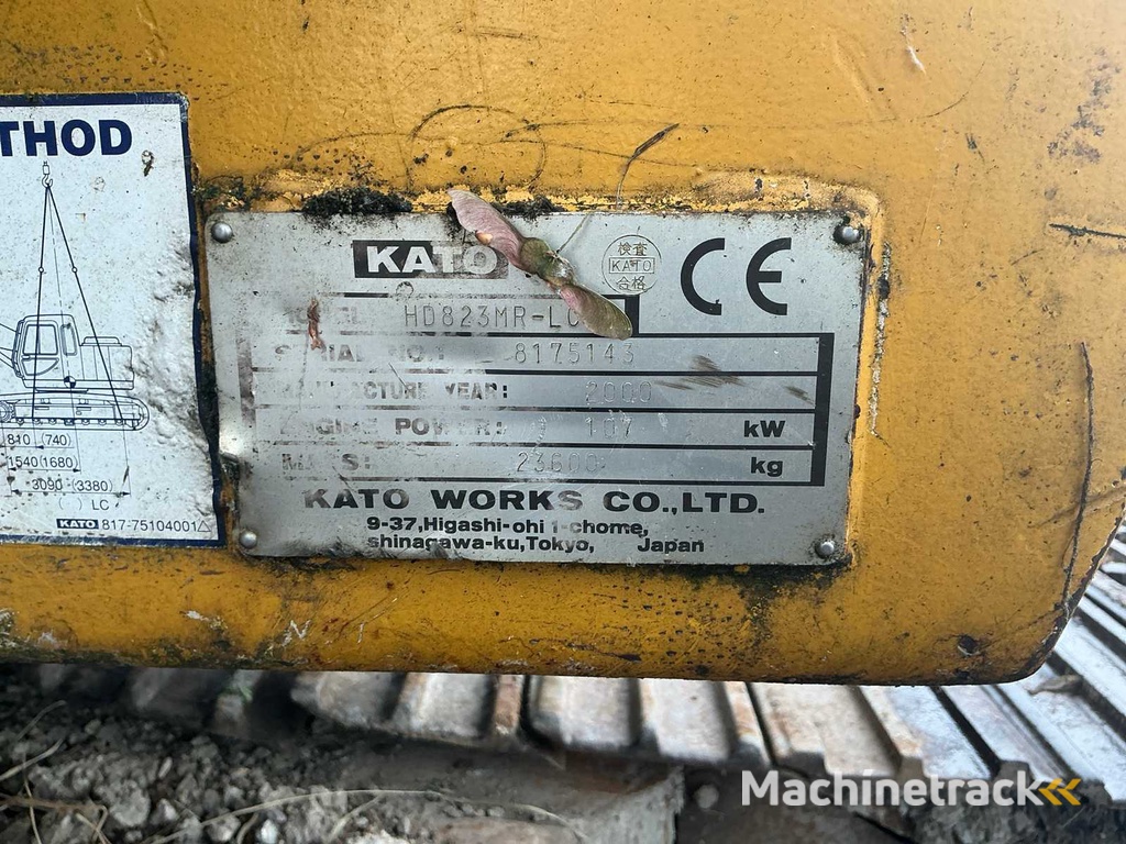 2000 Kato HD823LC Crawler Excavator