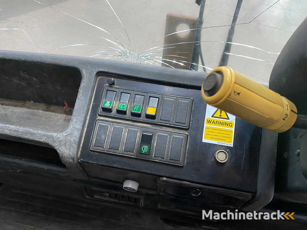 Linde - 2005 - P250 - Industriële trekker