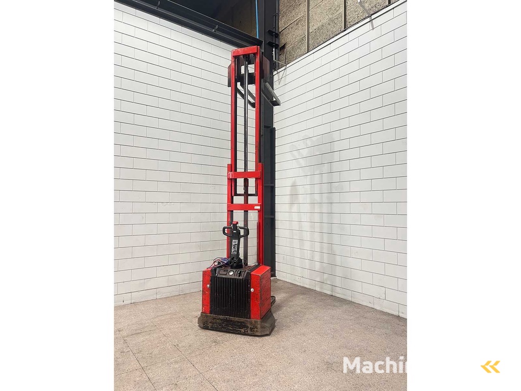 Manitou - 1995 - LOC MA.150 - Stapler