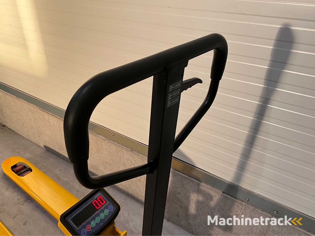 RTE - 2025 - TPO-2550 5852 pallet jack with electric scale