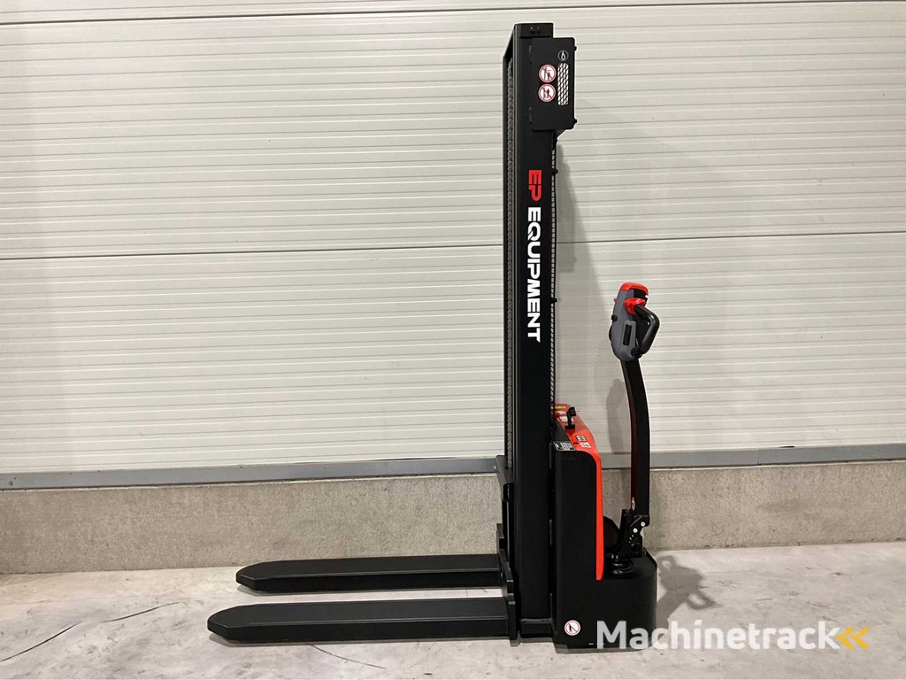 EP - 2025 - ESL 3.3 meter - Stacker