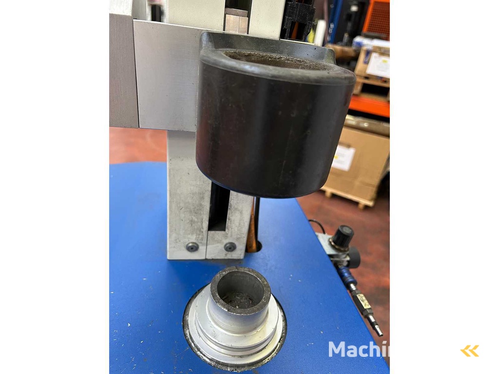 EPB (A Seco Tools Company) - EasyShrink ZFM02IN - Shrink Fit Bench