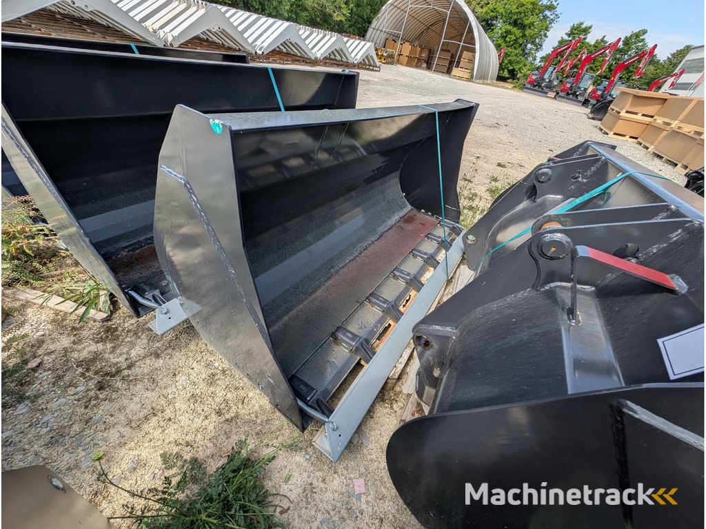 DEKPOL STEEL SP. Z.O.O.  LADESCHAUFEL MIT ZAEHNEN - AS - 1850 MM - 0.70 CBM