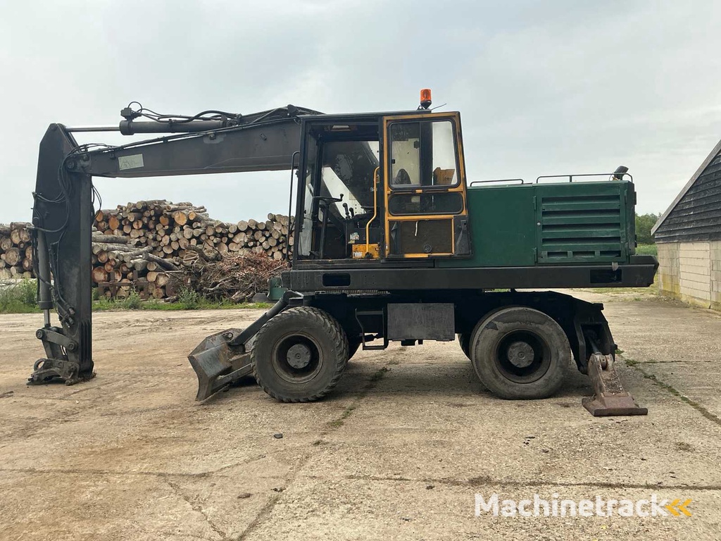 1998 Volvo EW200 Wheeled Excavator