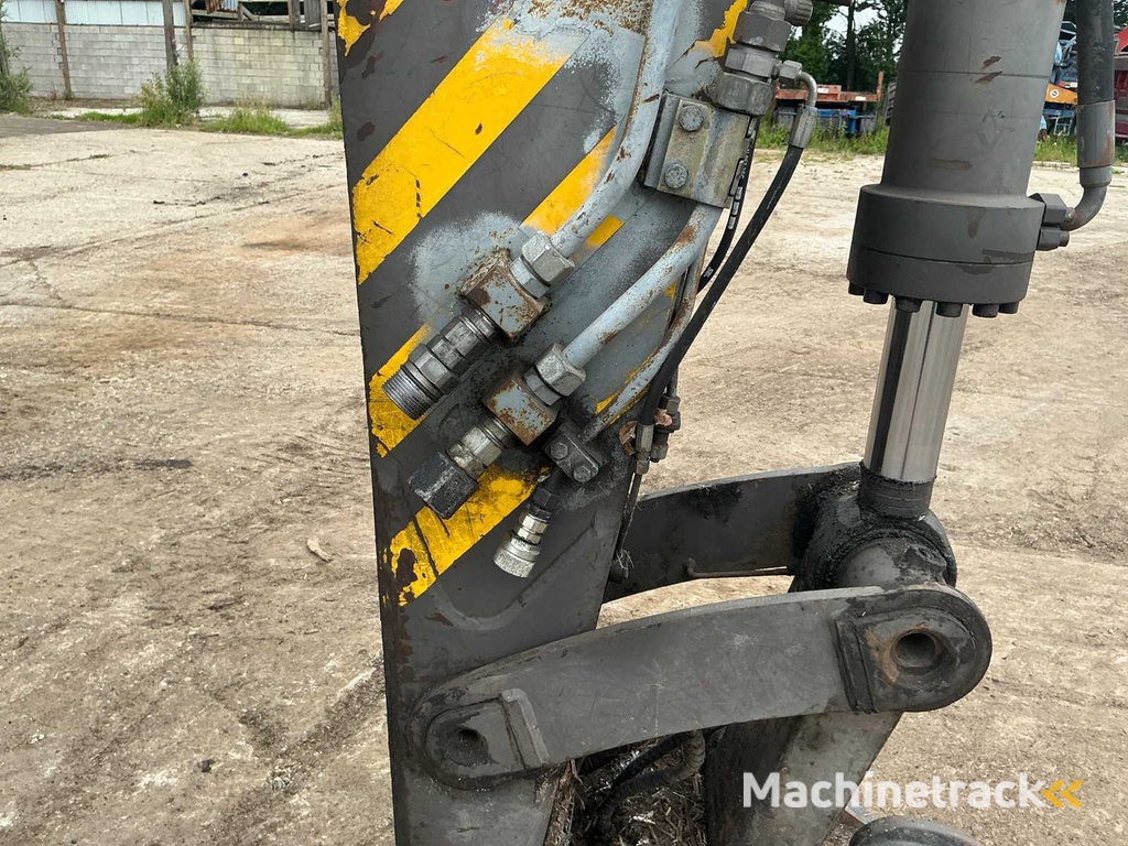 1998 Volvo EW200 Wheeled Excavator